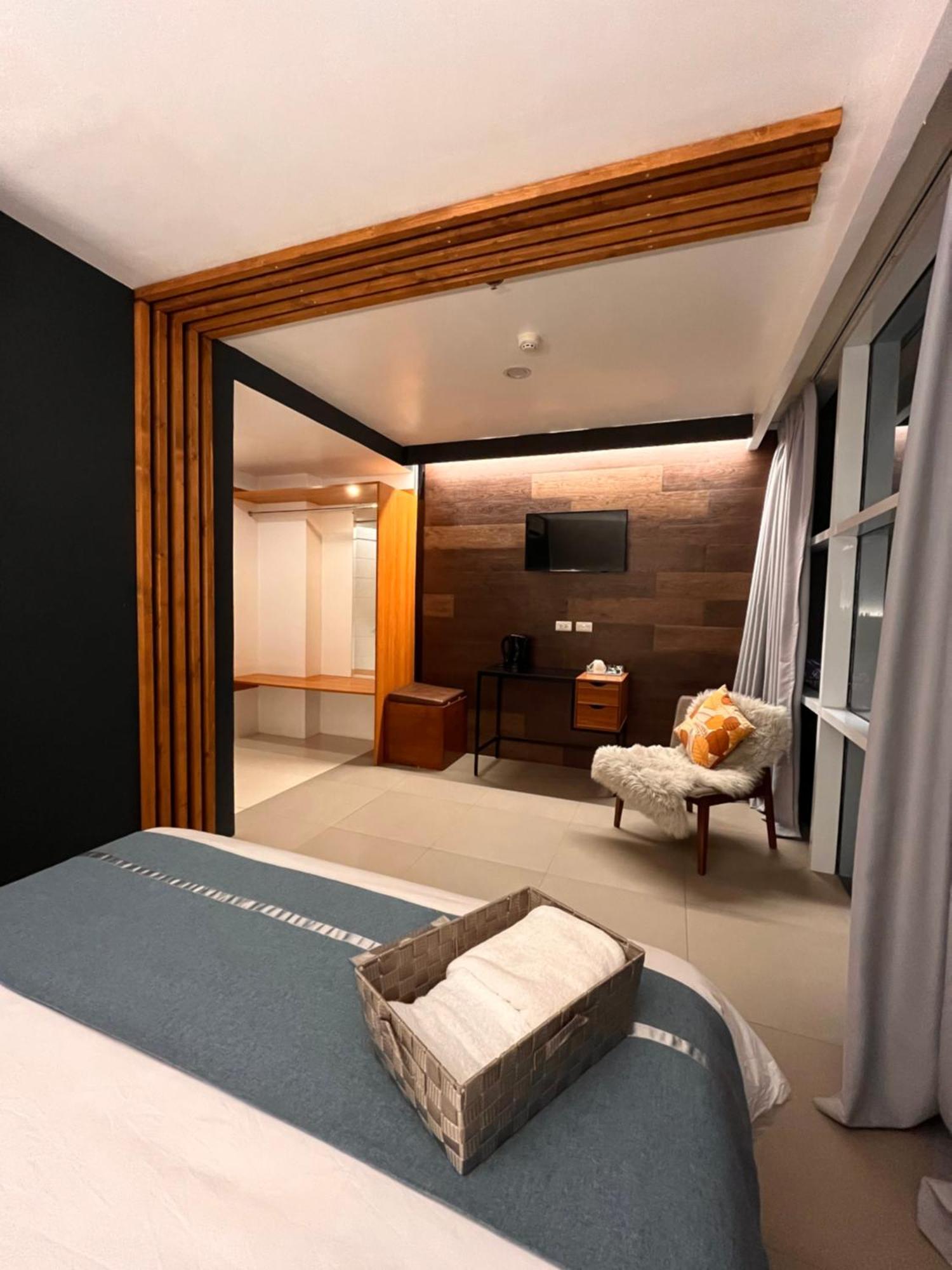 Dosi Hotel Ph Talisay (Cebu) Exterior foto